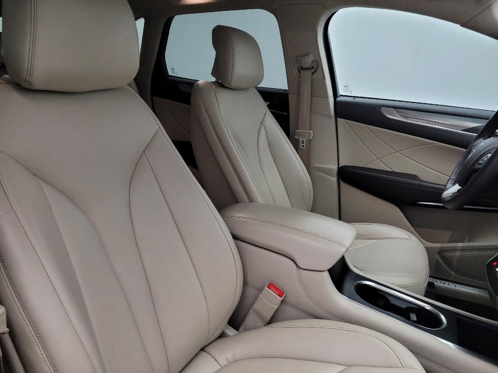 Used 2019 Lincoln MKC Premiere image 21
