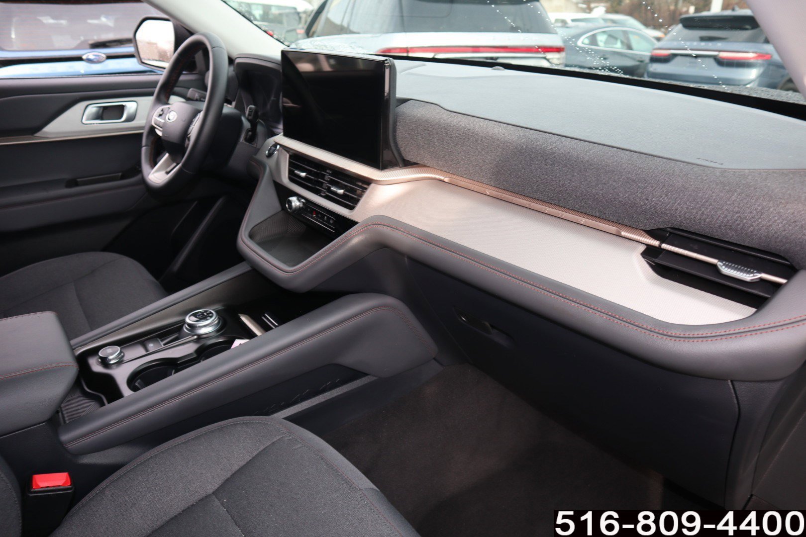 Used 2025 Ford Explorer Active image 21