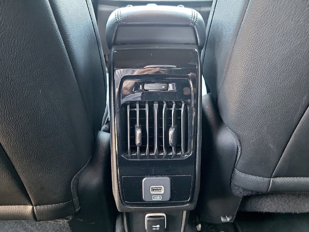 Used 2025 Jeep Compass Limited AWD/4WD image 11