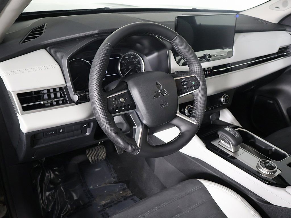 New 2026 Mitsubishi Outlander SE FWD image 29