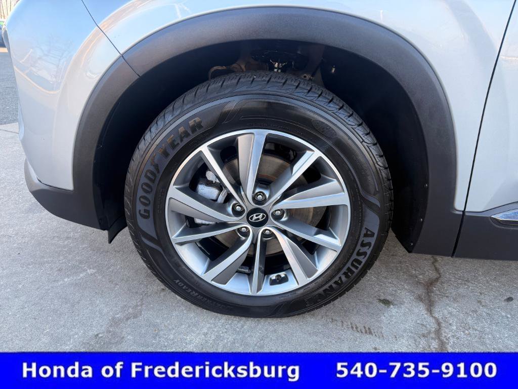 Used 2020 Hyundai Santa Fe Limited image 9