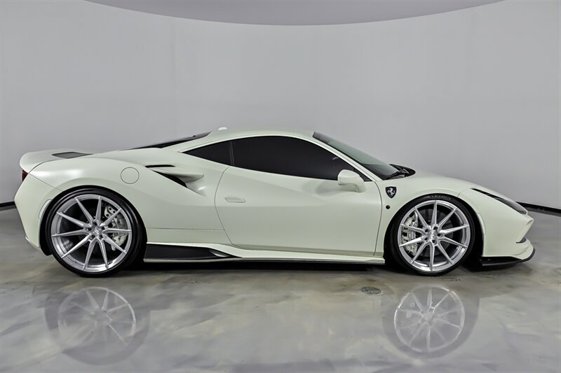 Used 2021 Ferrari F8 Tributo RWD image 13