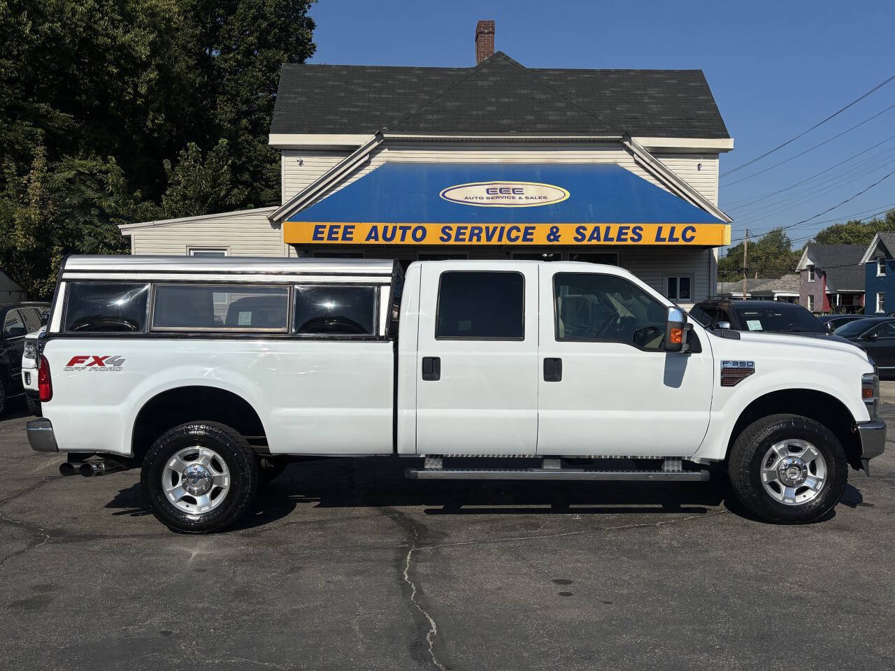 Used 2010 Ford F350 XLT AWD/4WD image 1