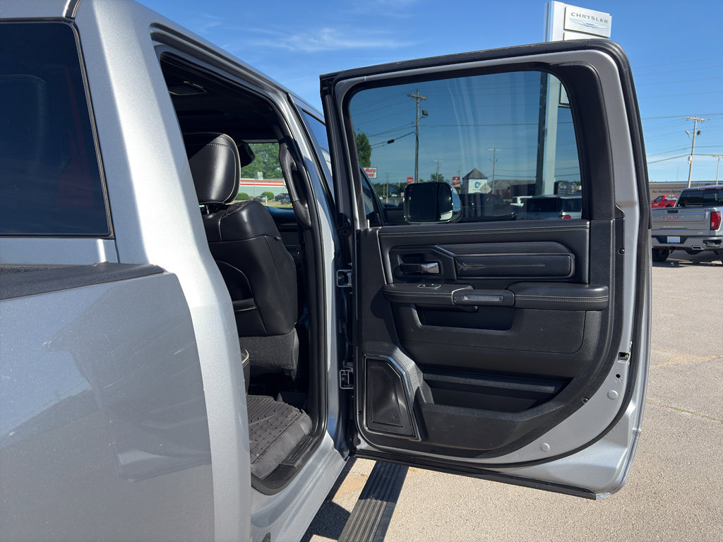 Used 2022 RAM 2500 Limited AWD/4WD image 19