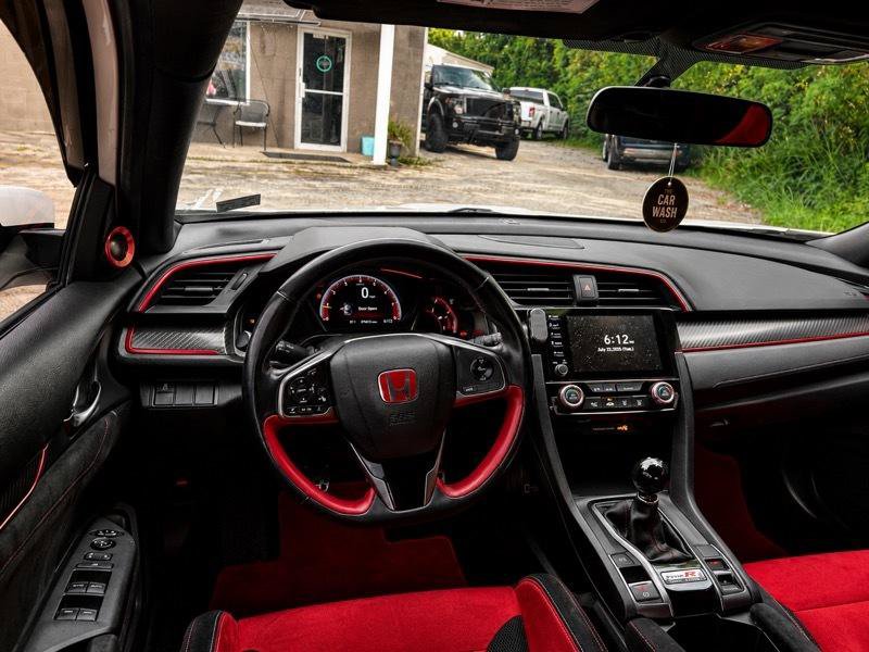 Used 2019 Honda Civic Type R image 10