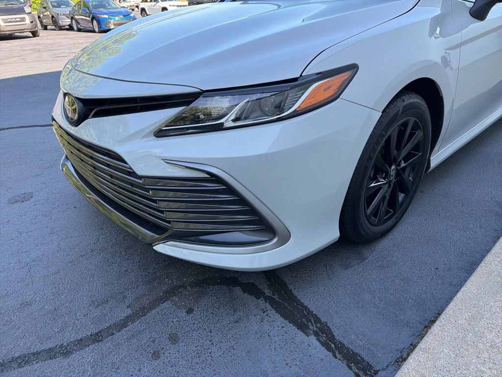 Used 2023 Toyota Camry LE FWD image 12