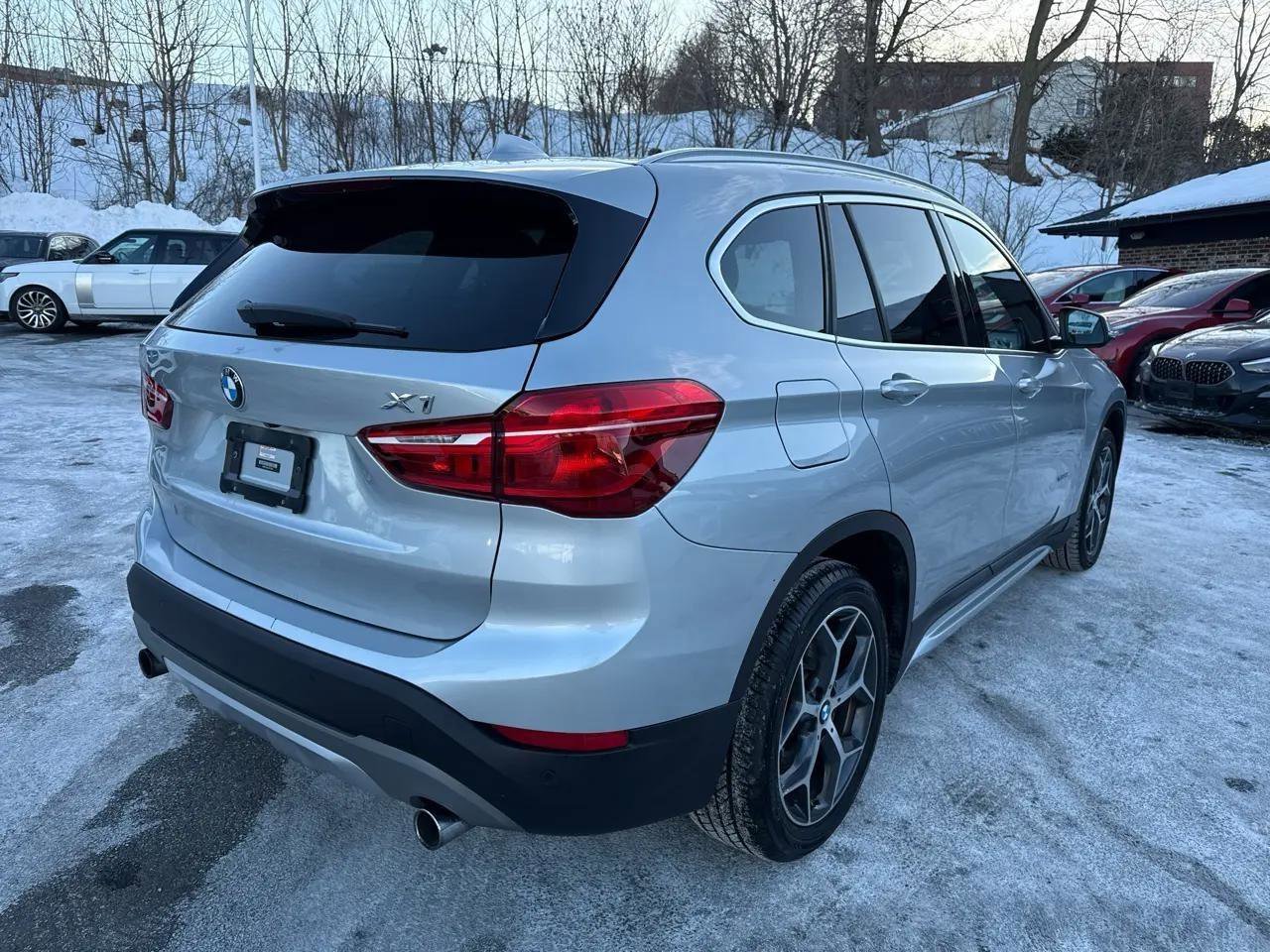 Used 2017 BMW X1 xDrive28i AWD/4WD image 14