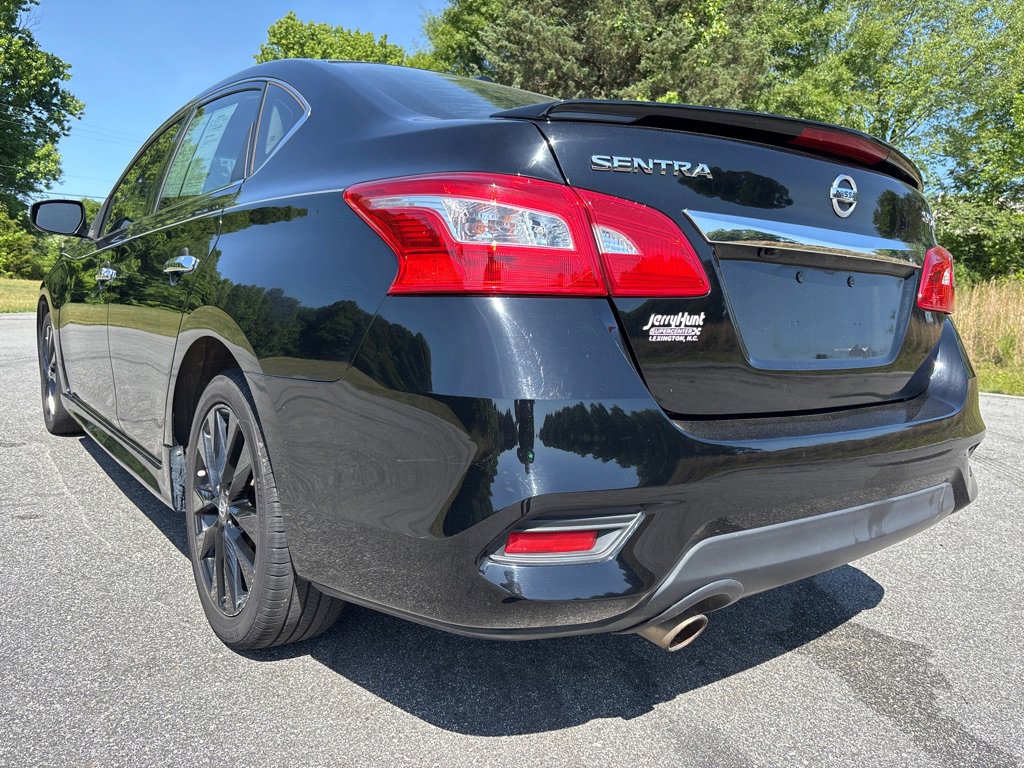 Used 2017 Nissan Sentra SR Turbo w/ SR Midnight Edition FWD image 3