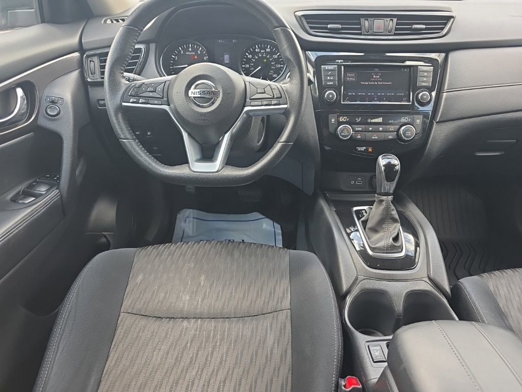 Used 2019 Nissan Rogue SV image 19