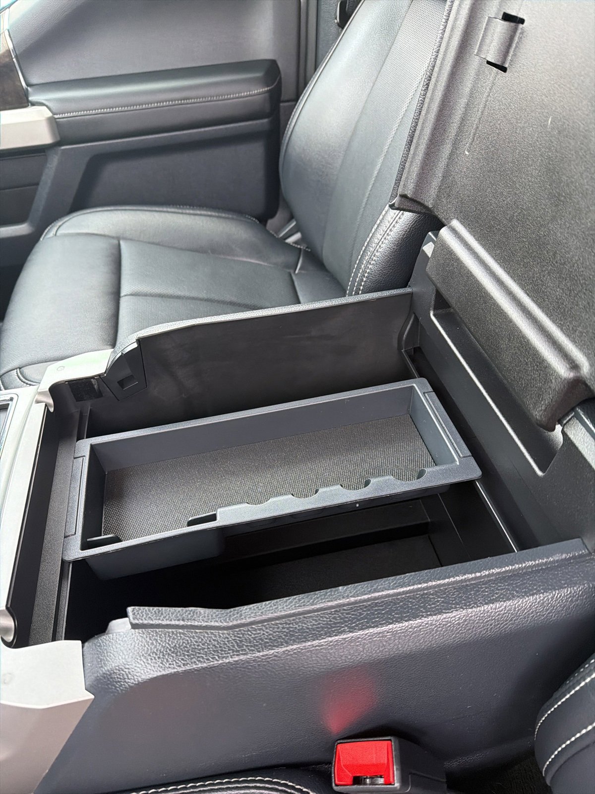 Certified 2022 Ford F250 Lariat w/ Black Appearance Package image 20