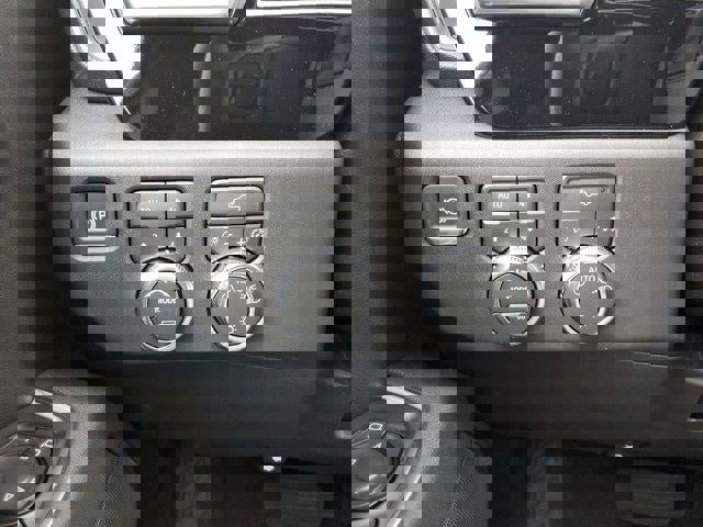 New 2026 GMC Sierra 1500 SLE w/ X31 Off-Road Package image 29