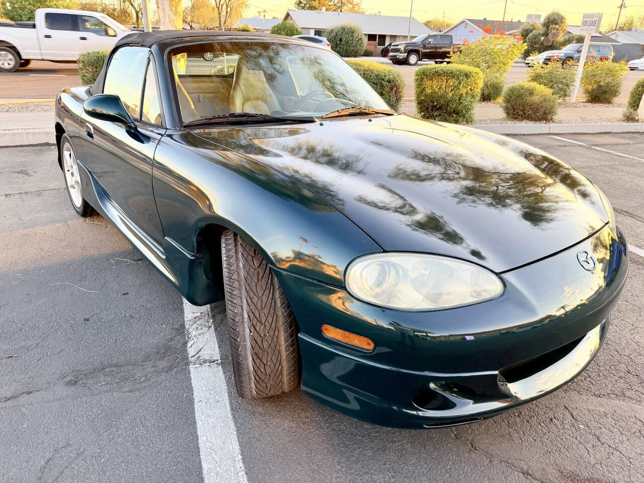 Used 2001 MAZDA MX-5 Miata LS image 3