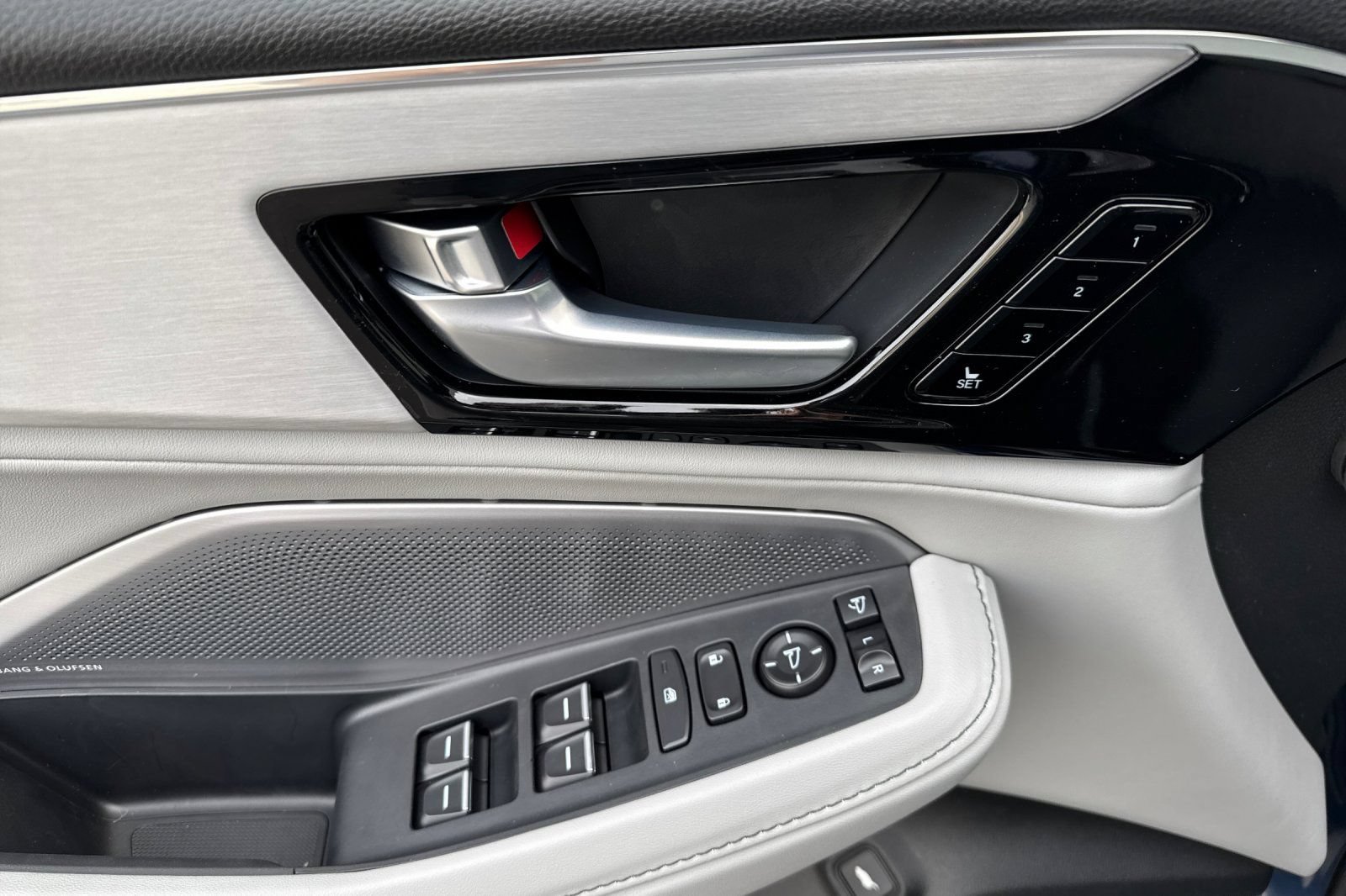 New 2026 Acura MDX w/ Technology Package AWD/4WD image 9