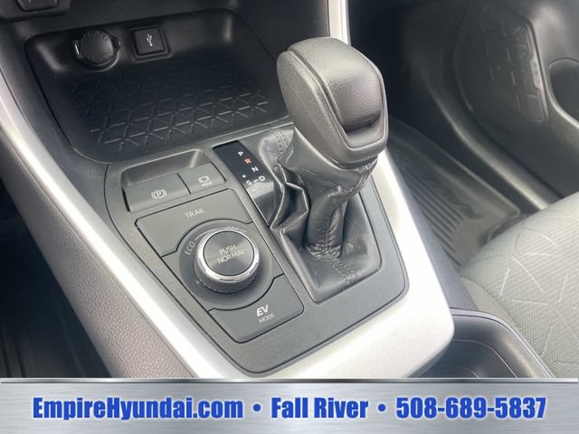 Used 2021 Toyota RAV4 XLE w/ Protection Package (TMS) AWD/4WD image 26