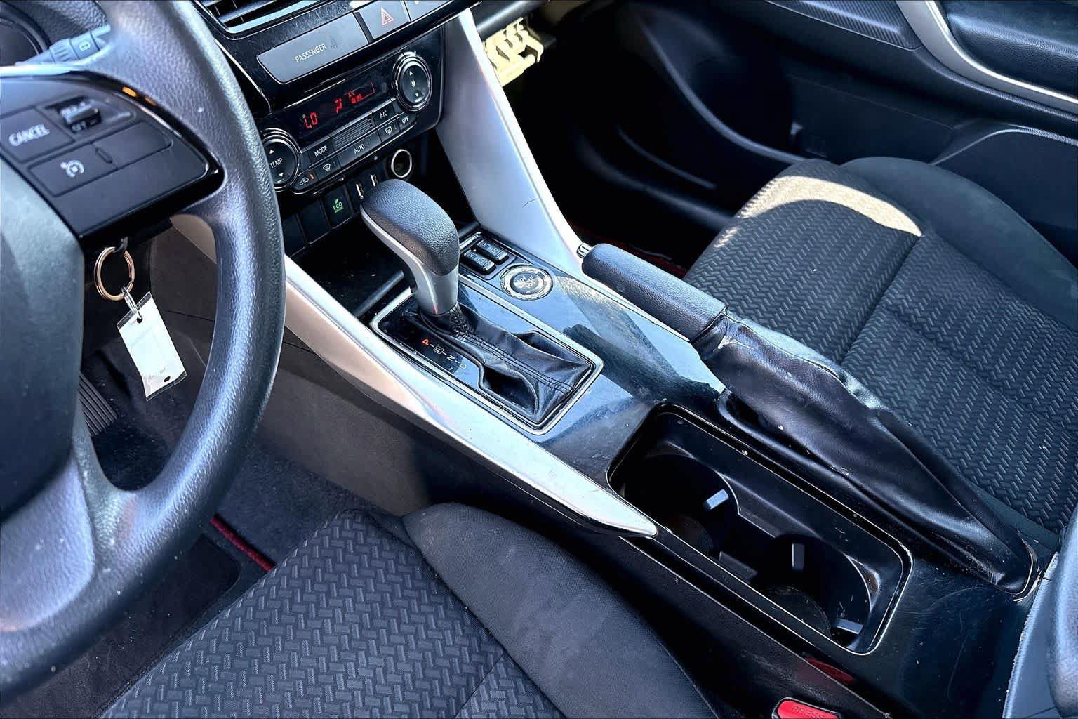 Used 2023 Mitsubishi Eclipse Cross Ralliart AWD/4WD image 14