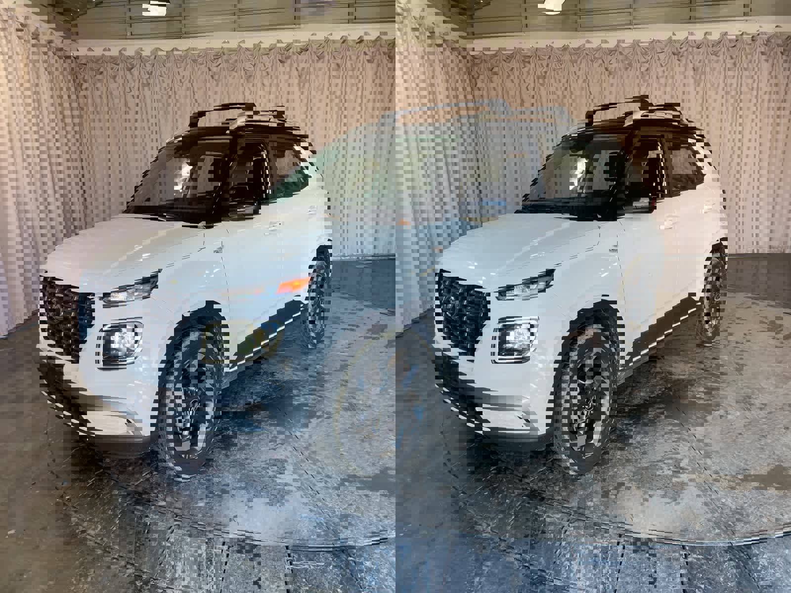 Certified 2023 Hyundai Venue Limited image 2