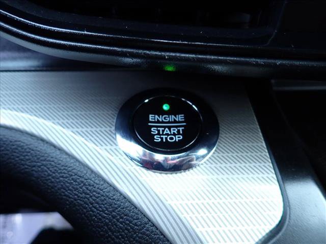 Used 2020 Ford Explorer XLT AWD/4WD image 21