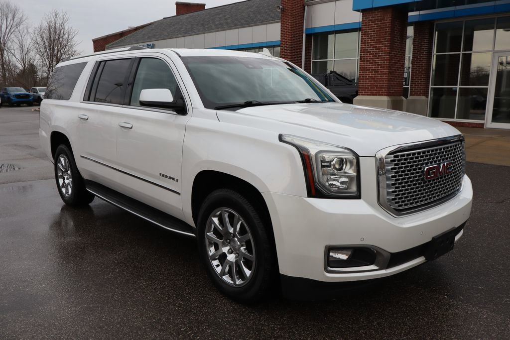Used 2017 GMC Yukon XL Denali w/ Open Road Package image 2