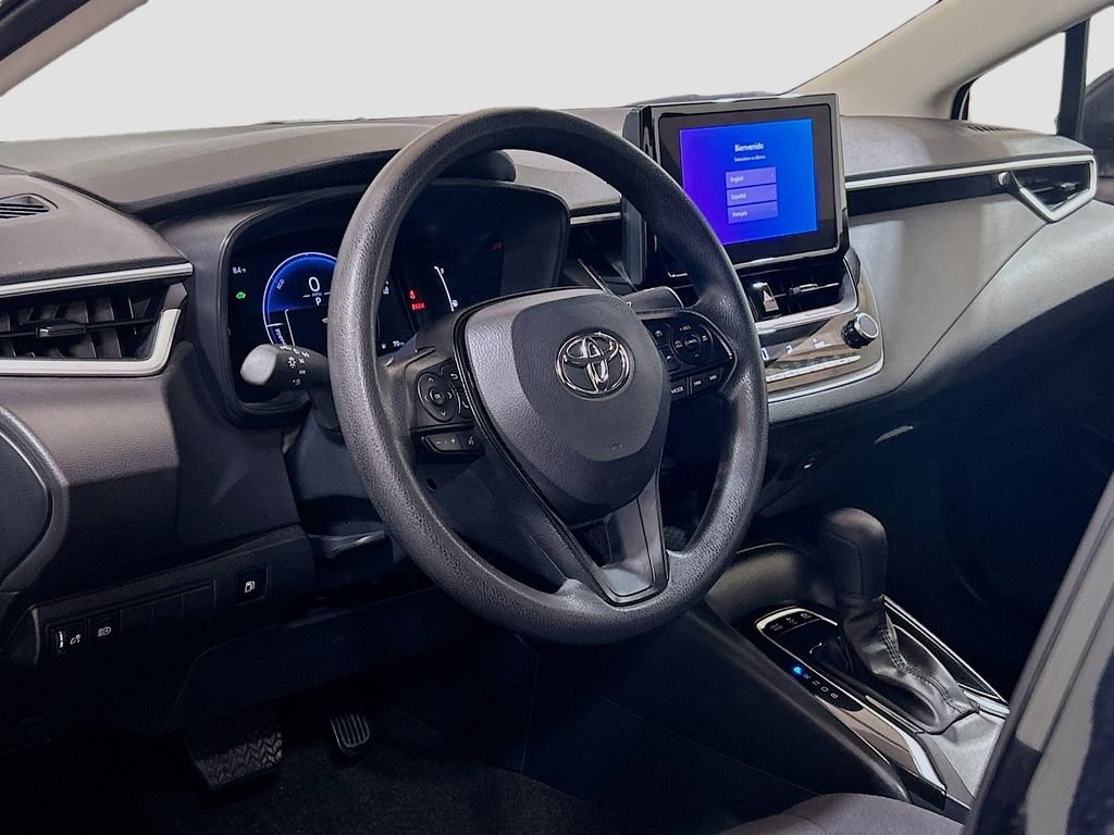 Used 2026 Toyota Corolla LE FWD image 8