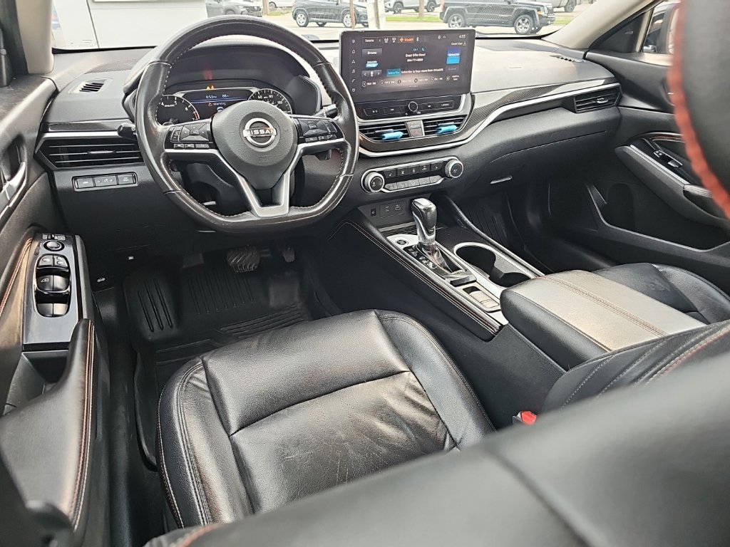 Used 2023 Nissan Altima 2.5 SR w/ SR Premium Package AWD/4WD image 23