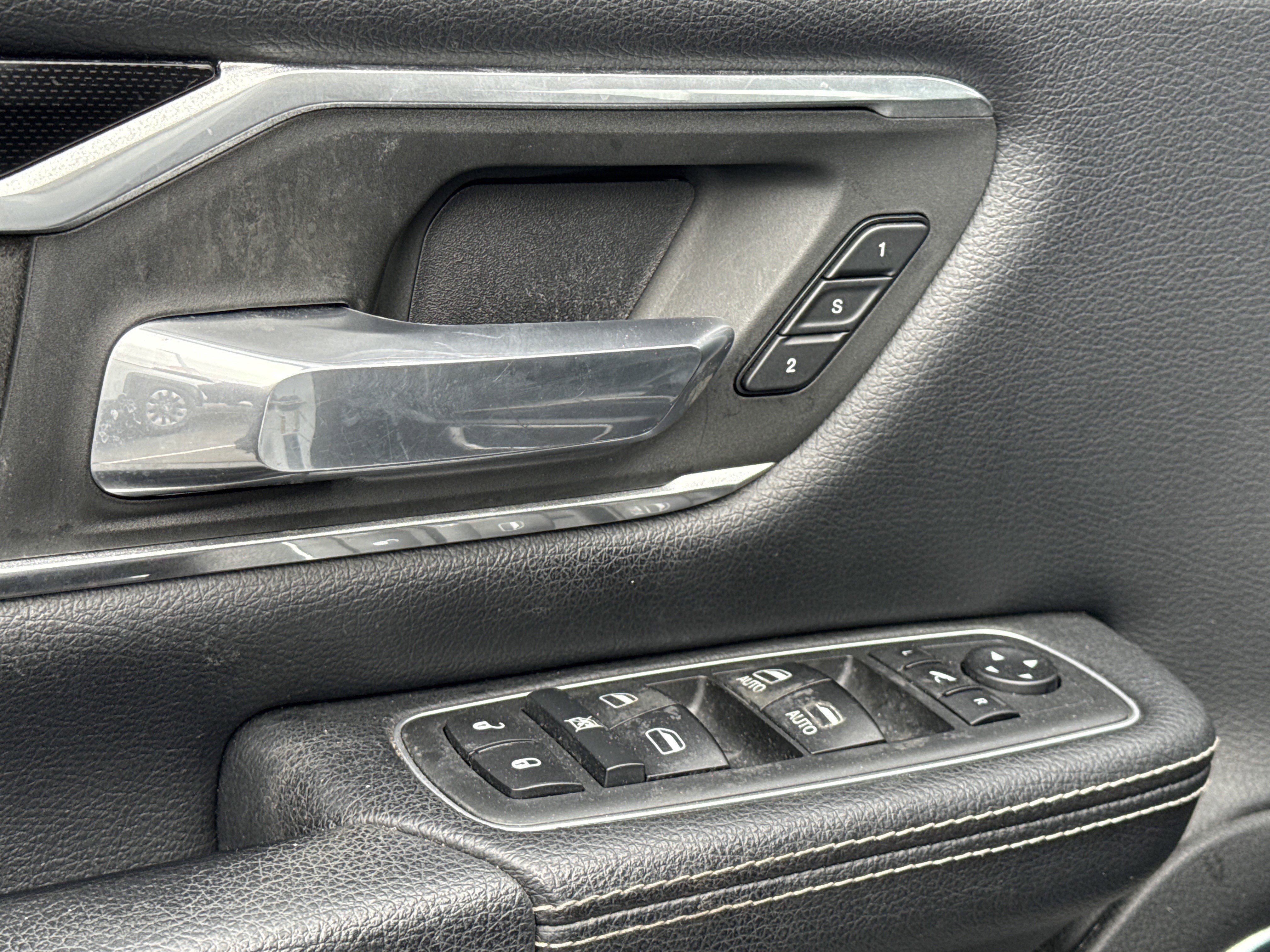 Used 2020 RAM 1500 Laramie w/ Sport Appearance Package image 14