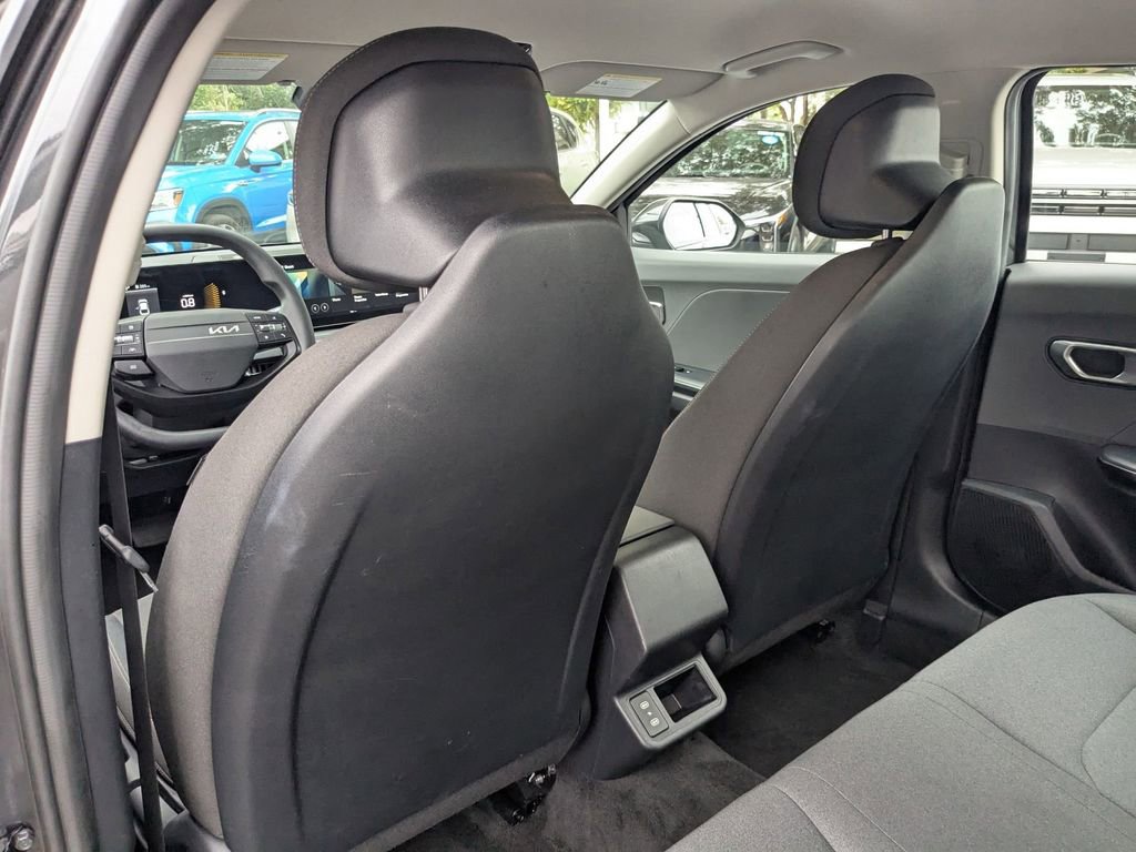 Used 2025 Kia K4 LXS image 22