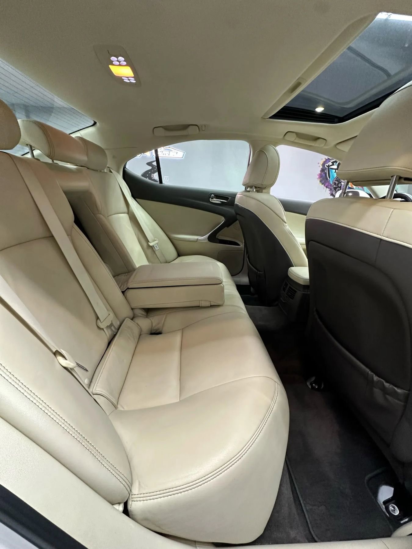 Used 2011 Lexus IS 250 image 24