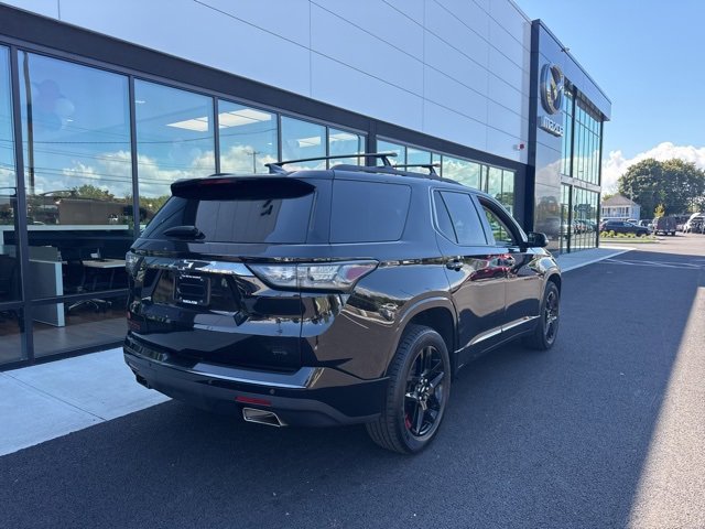 Used 2020 Chevrolet Traverse Premier w/ Redline Edition image 3
