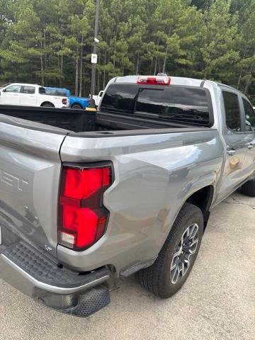 Used 2024 Chevrolet Colorado LT w/ LT Convenience Package III RWD image 29