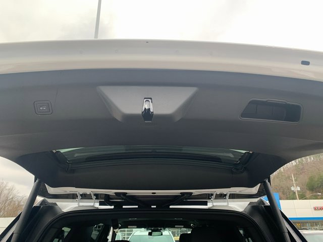 New 2026 GMC Yukon XL Denali image 12