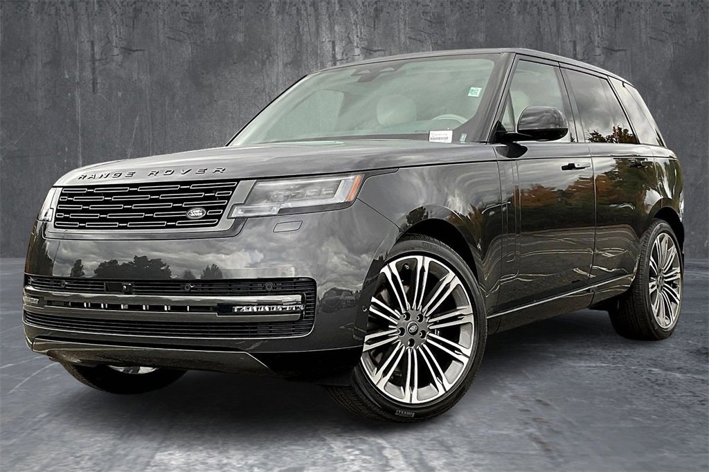 New 2025 Land Rover Range Rover SE
