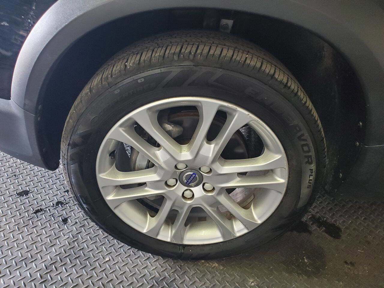 Used 2016 Volvo XC70 T5 Platinum w/ Climate Package image 21