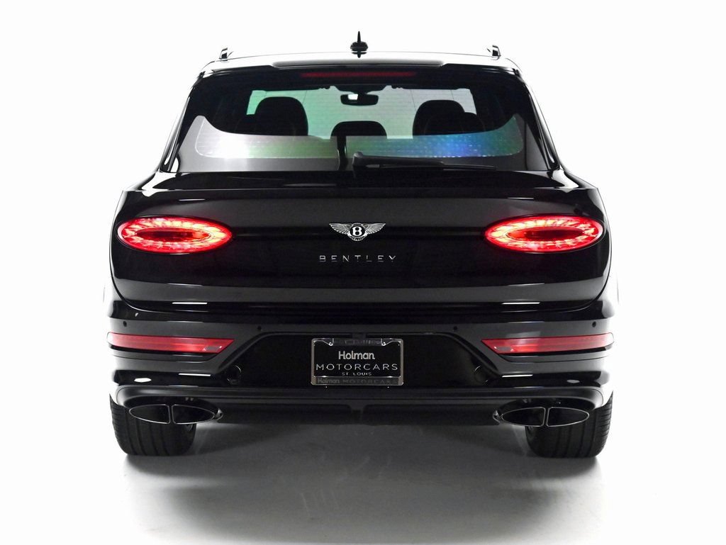 Used 2025 Bentley Bentayga AWD/4WD image 5