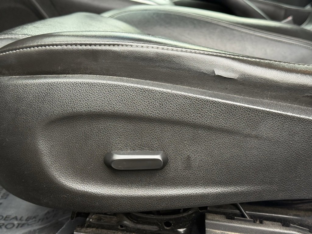 Used 2011 Chevrolet Cruze LT image 12