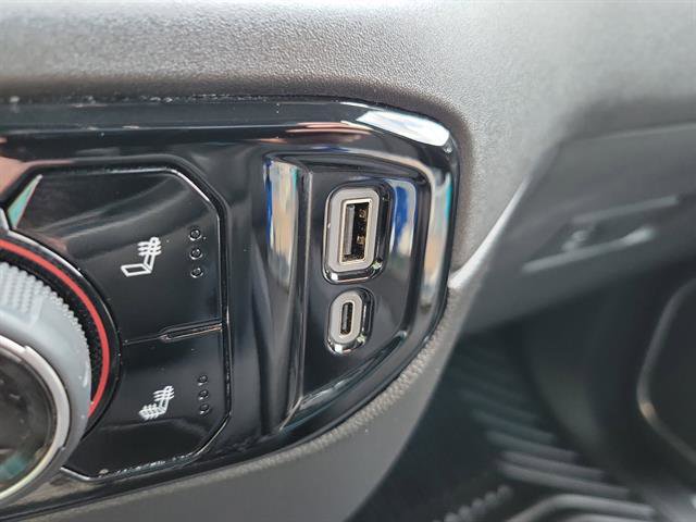 Used 2025 Chevrolet Silverado 1500 LT image 16