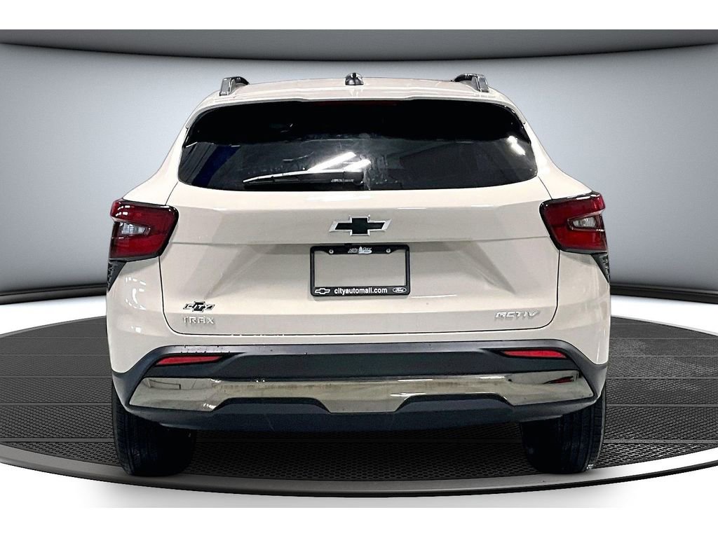 New 2026 Chevrolet Trax ACTIV w/ Driver Confidence Package FWD image 5