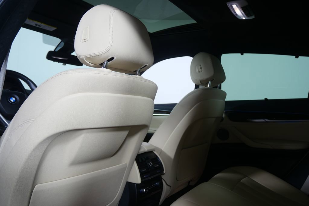 Used 2019 BMW X6 sDrive35i w/ Executive Package RWD image 16