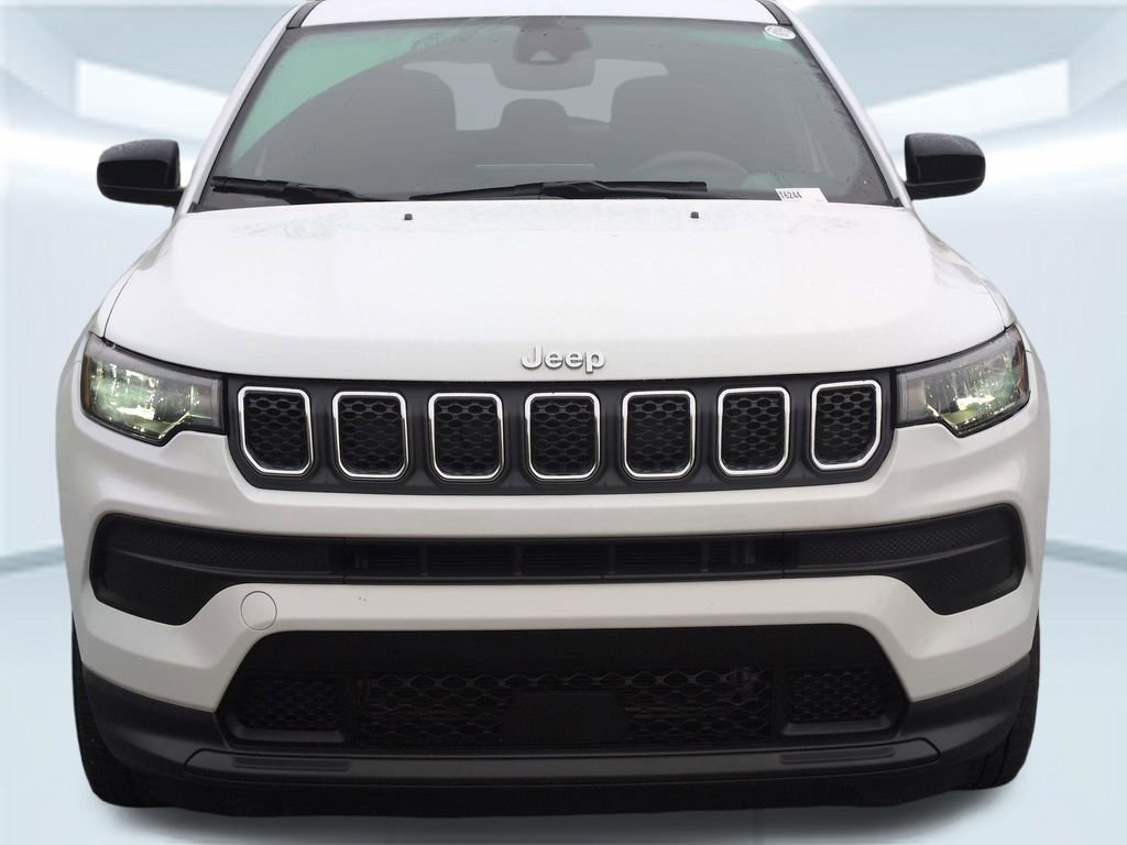 Used 2023 Jeep Compass Sport image 10