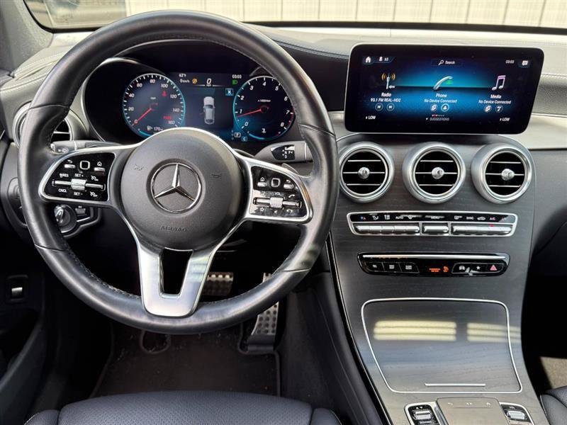 Used 2023 Mercedes-Benz GLC 300 4MATIC Coupe image 11