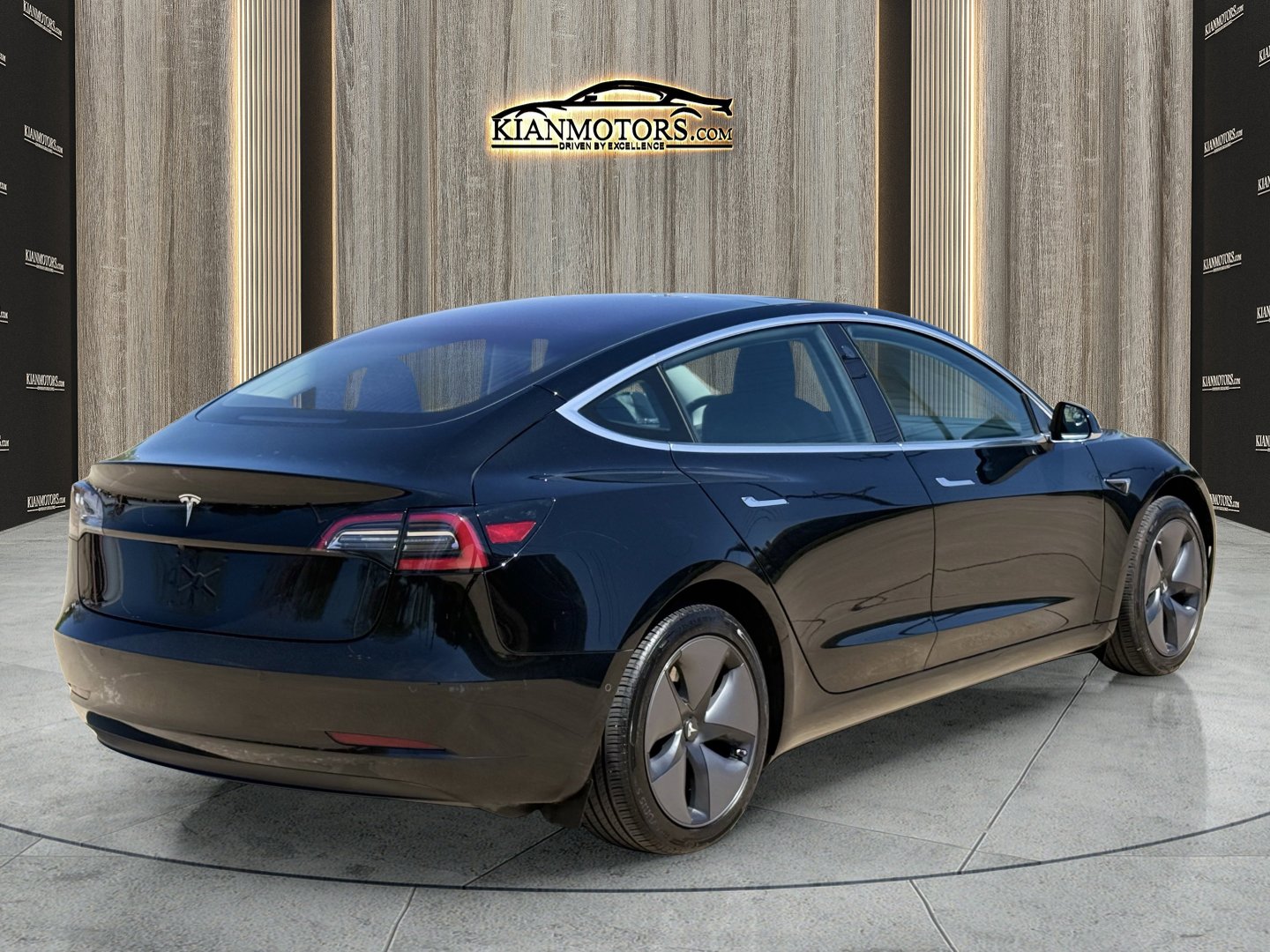 Used 2018 Tesla Model 3 Long Range image 10