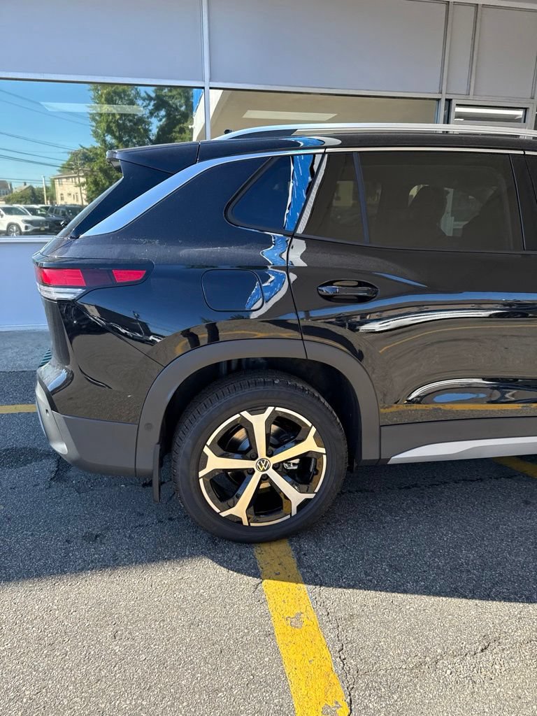 New 2026 Volkswagen Tiguan SE AWD/4WD image 10