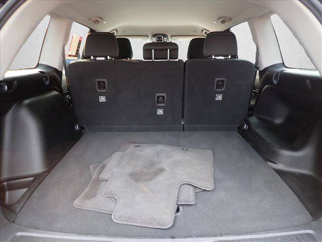 Used 2024 Jeep Grand Cherokee Laredo AWD/4WD image 8