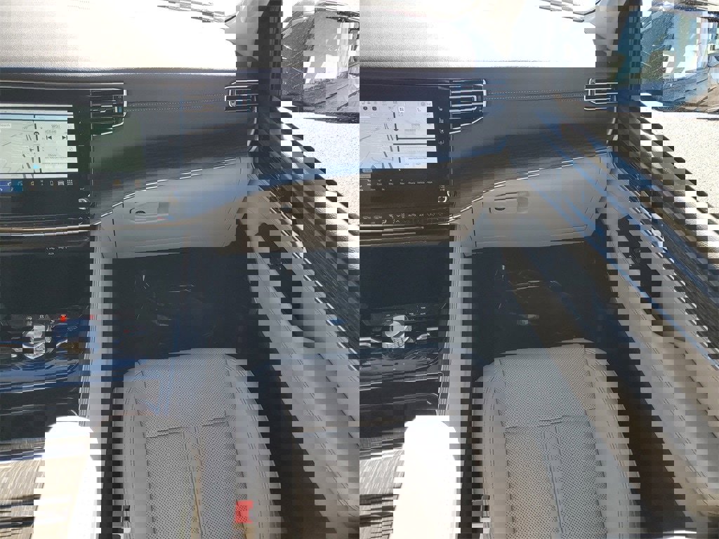 Used 2023 Jeep Wagoneer Series III w/ Preferred Equipment Group image 28