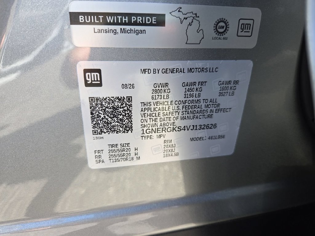 New 2027 Chevrolet Traverse LT w/ Sun and Wheel Package FWD image 24