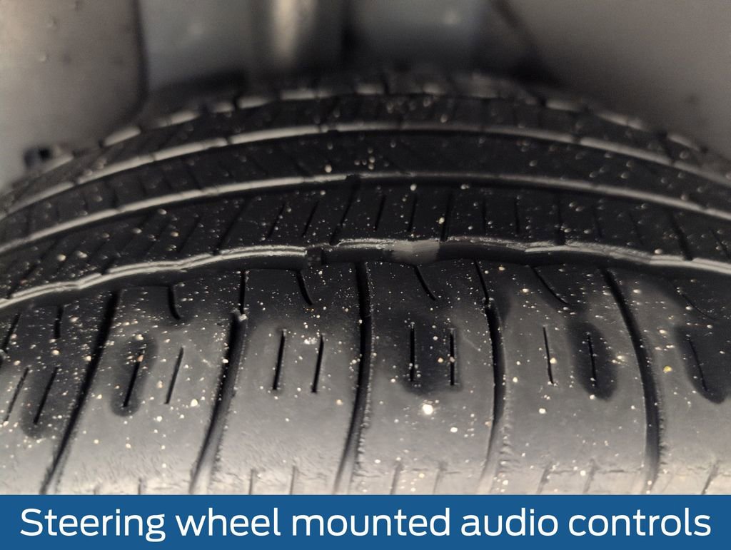 Used 2017 Ford Taurus SEL w/ Equipment Group 201A image 19