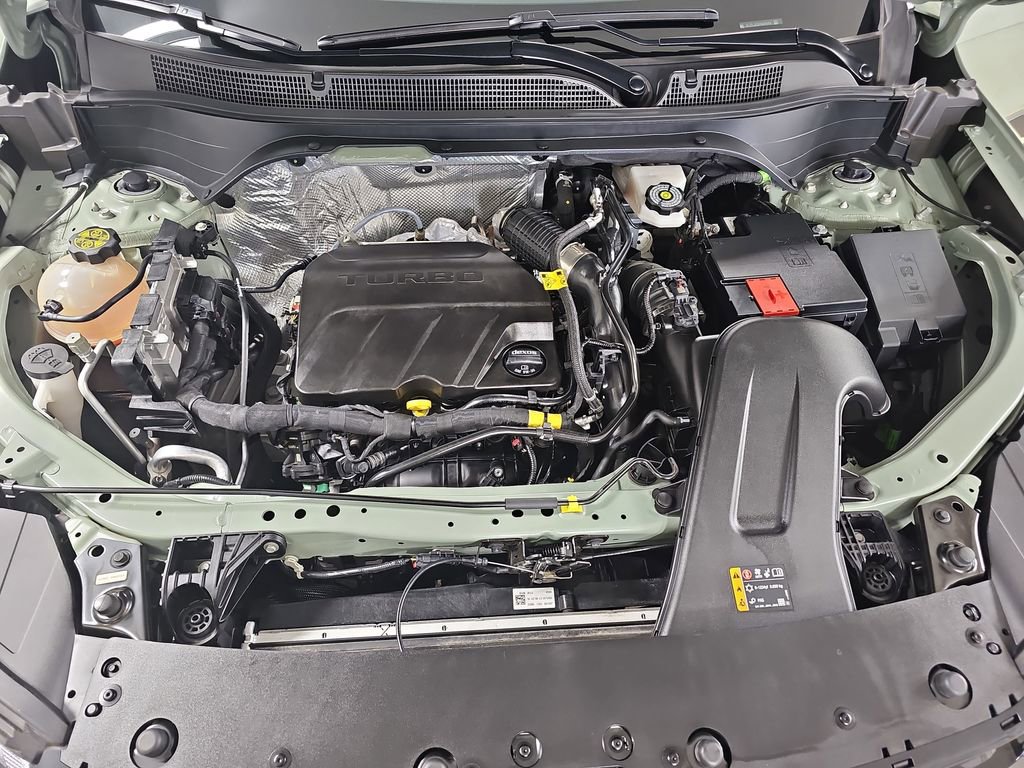 Certified 2024 Chevrolet Trax RS w/ Driver Confidence Package image 35