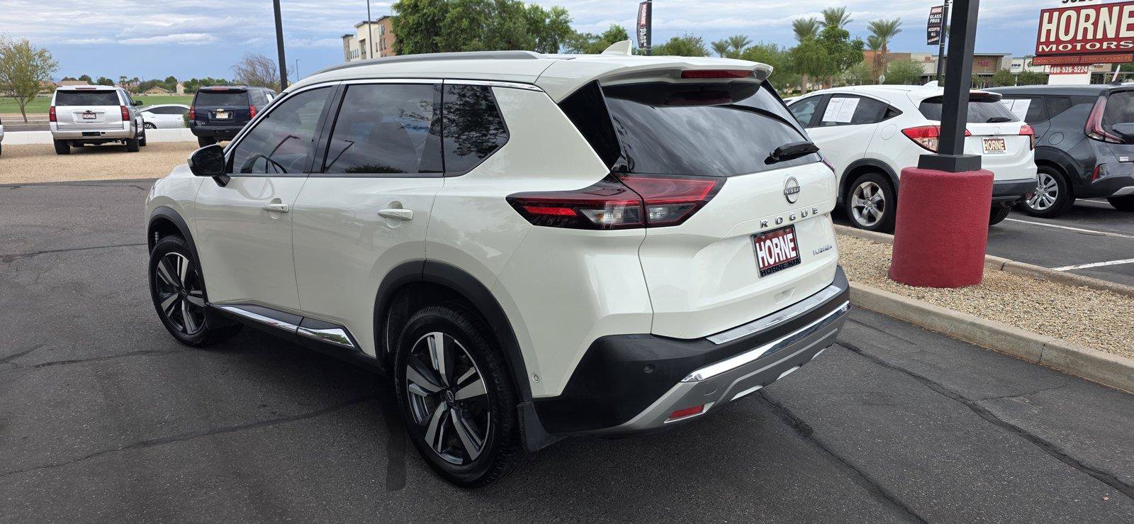 Used 2022 Nissan Rogue Platinum w/ Head-Up Display Package FWD image 8