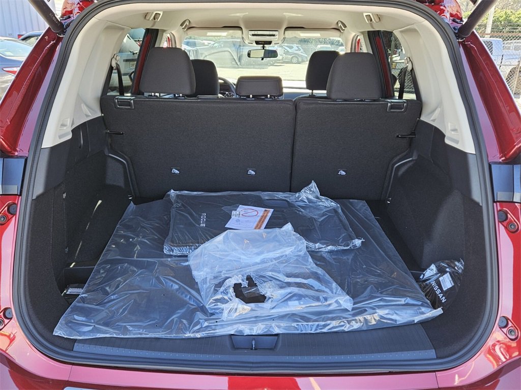 New 2026 Nissan Rogue SV image 9