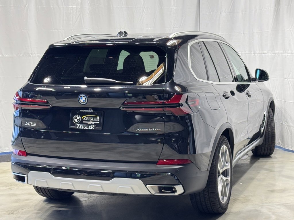 Used 2026 BMW X5 xDrive50e w/ Climate Comfort Package image 6