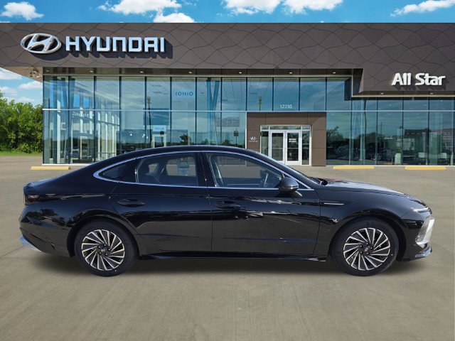 New 2026 Hyundai Sonata SEL FWD image 6